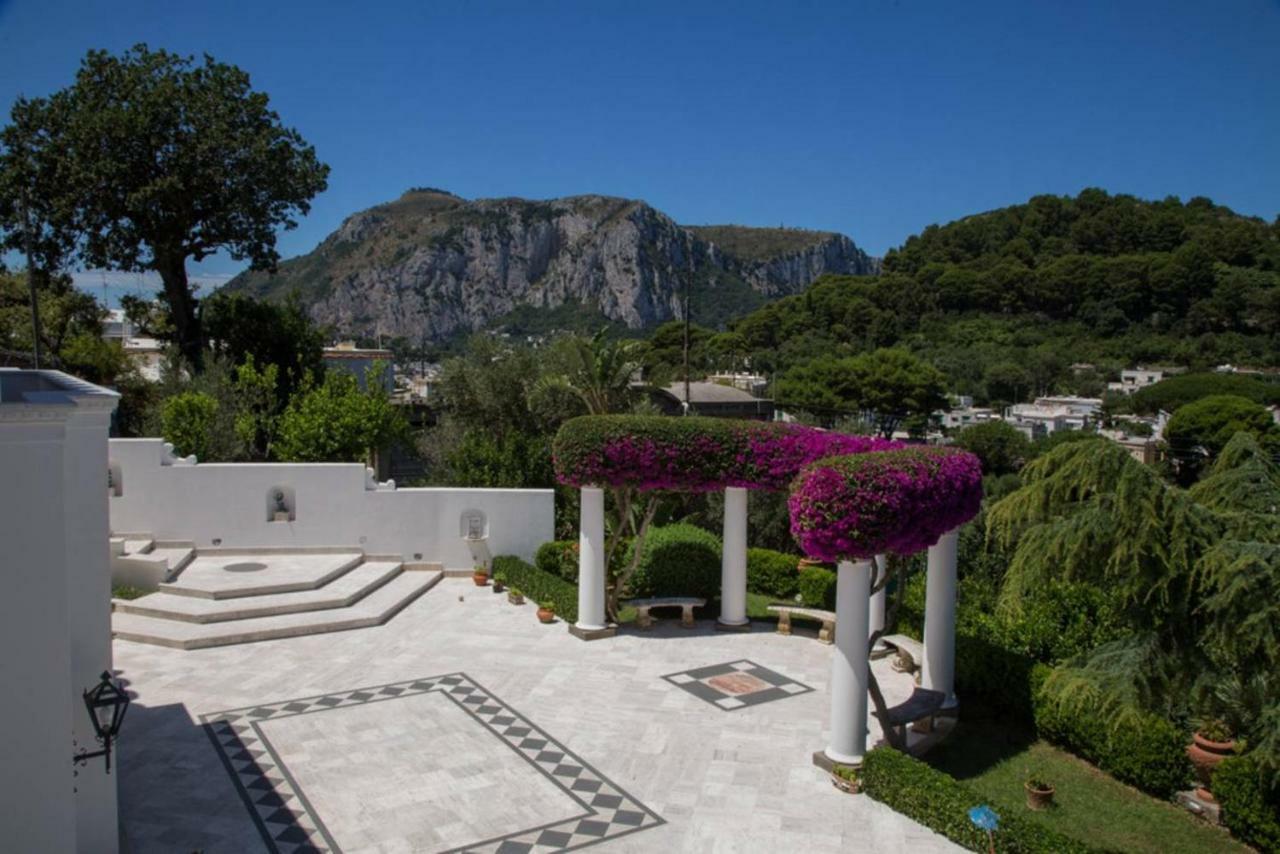 La Casa Dei Merli Capri Bagian luar foto