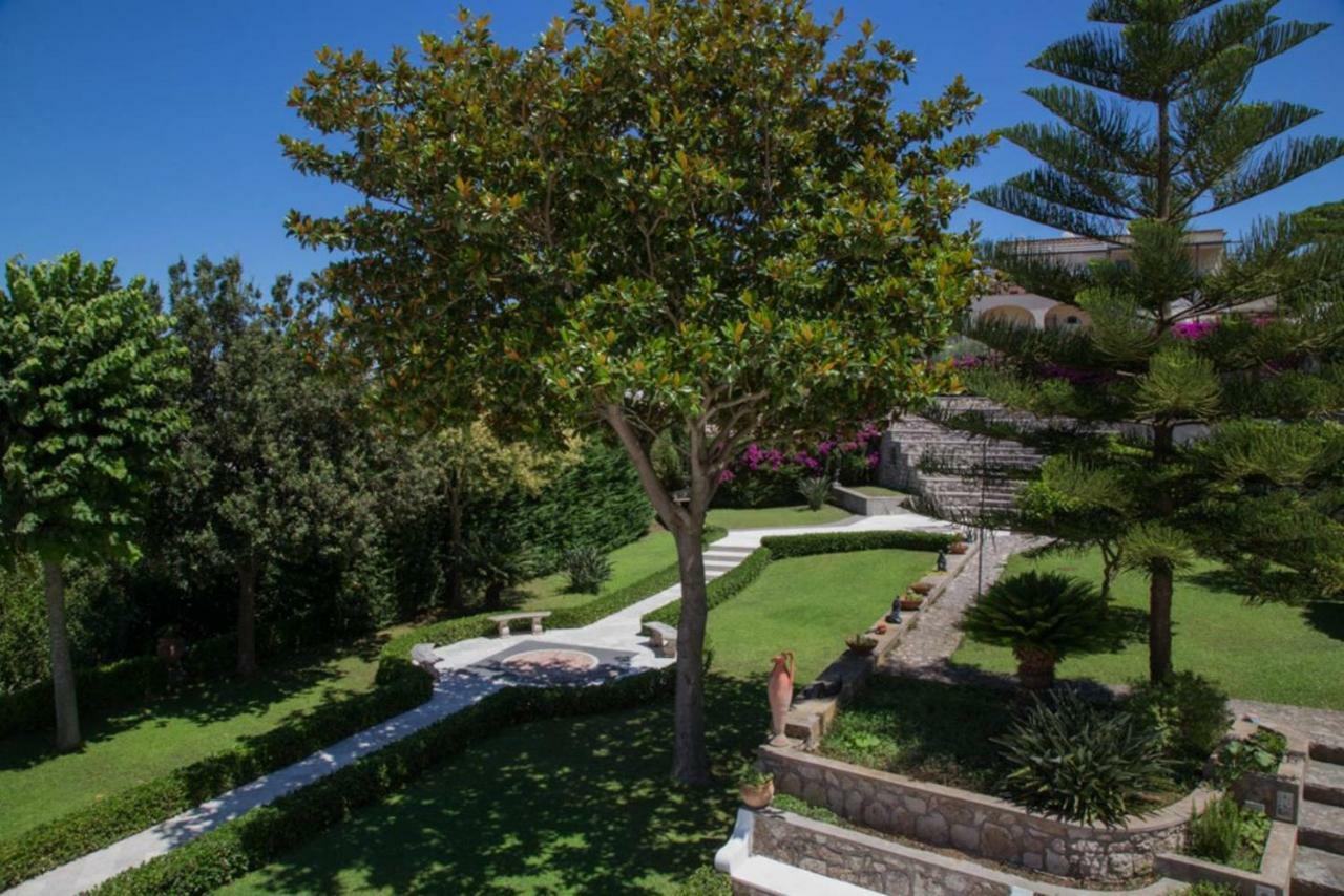 La Casa Dei Merli Capri Bagian luar foto